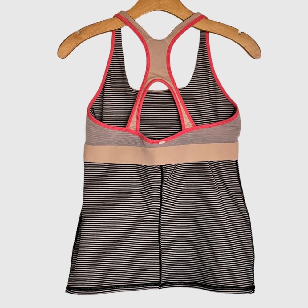 Lululemon Get Fit Keyhole Tank w/Shelf Bra - Picture 15 of 16